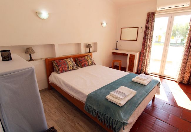 Casa geminada em Vilamoura - Aldeia do Golfe Sol by SAPvillas Casa geminada em Vilamoura - Aldeia do Golfe Sol by SAPvillas