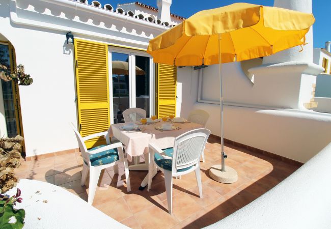 Casa geminada em Vilamoura - Aldeia do Golfe Sol by SAPvillas Casa geminada em Vilamoura - Aldeia do Golfe Sol by SAPvillas