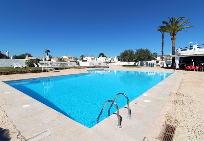 Casa geminada em Vilamoura - Aldeia do Golfe Sol by SAPvillas Casa geminada em Vilamoura - Aldeia do Golfe Sol by SAPvillas