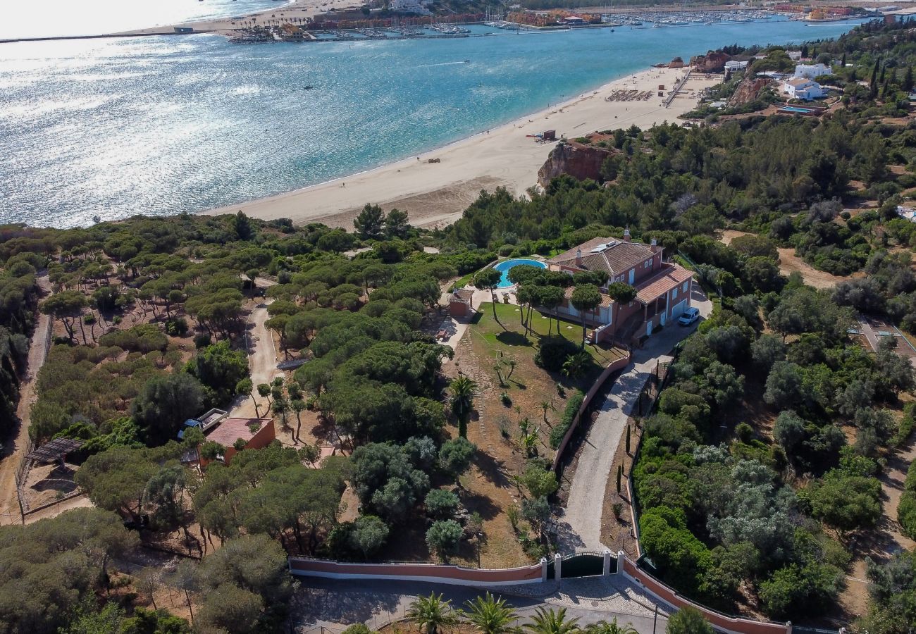 Villa em Ferragudo - Monte da Bela Vista by SAPvillas