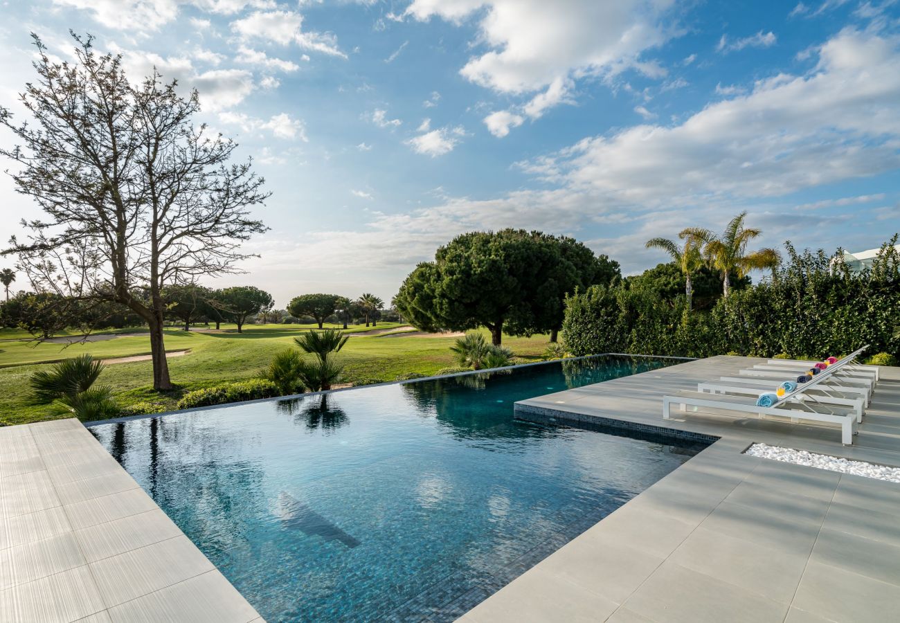 Villa em Vilamoura - Colinas do Golfe - Lux by SAPvillas