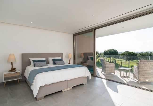 Villa em Vilamoura - Vitória Lux by SAPvillas Villa em Vilamoura - Vitória Lux by SAPvillas