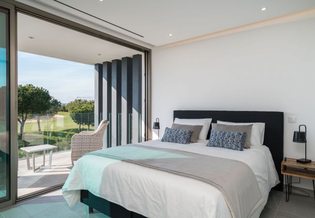 Villa em Vilamoura - Vitória Lux by SAPvillas Villa em Vilamoura - Vitória Lux by SAPvillas