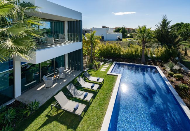 Villa em Vilamoura - Vitória Lux by SAPvillas Villa em Vilamoura - Vitória Lux by SAPvillas