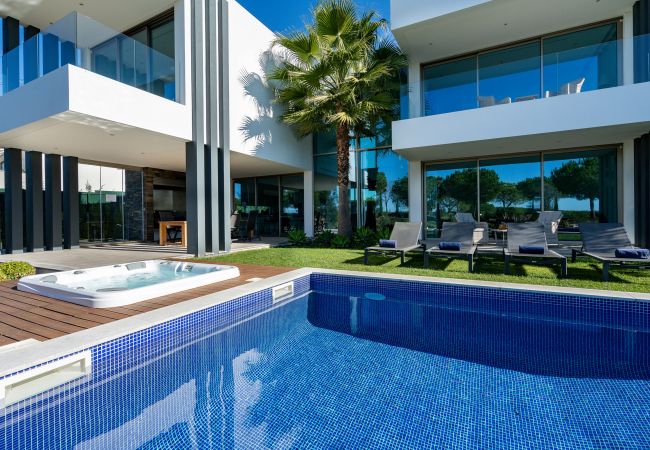 Villa em Vilamoura - Vitória Lux by SAPvillas Villa em Vilamoura - Vitória Lux by SAPvillas