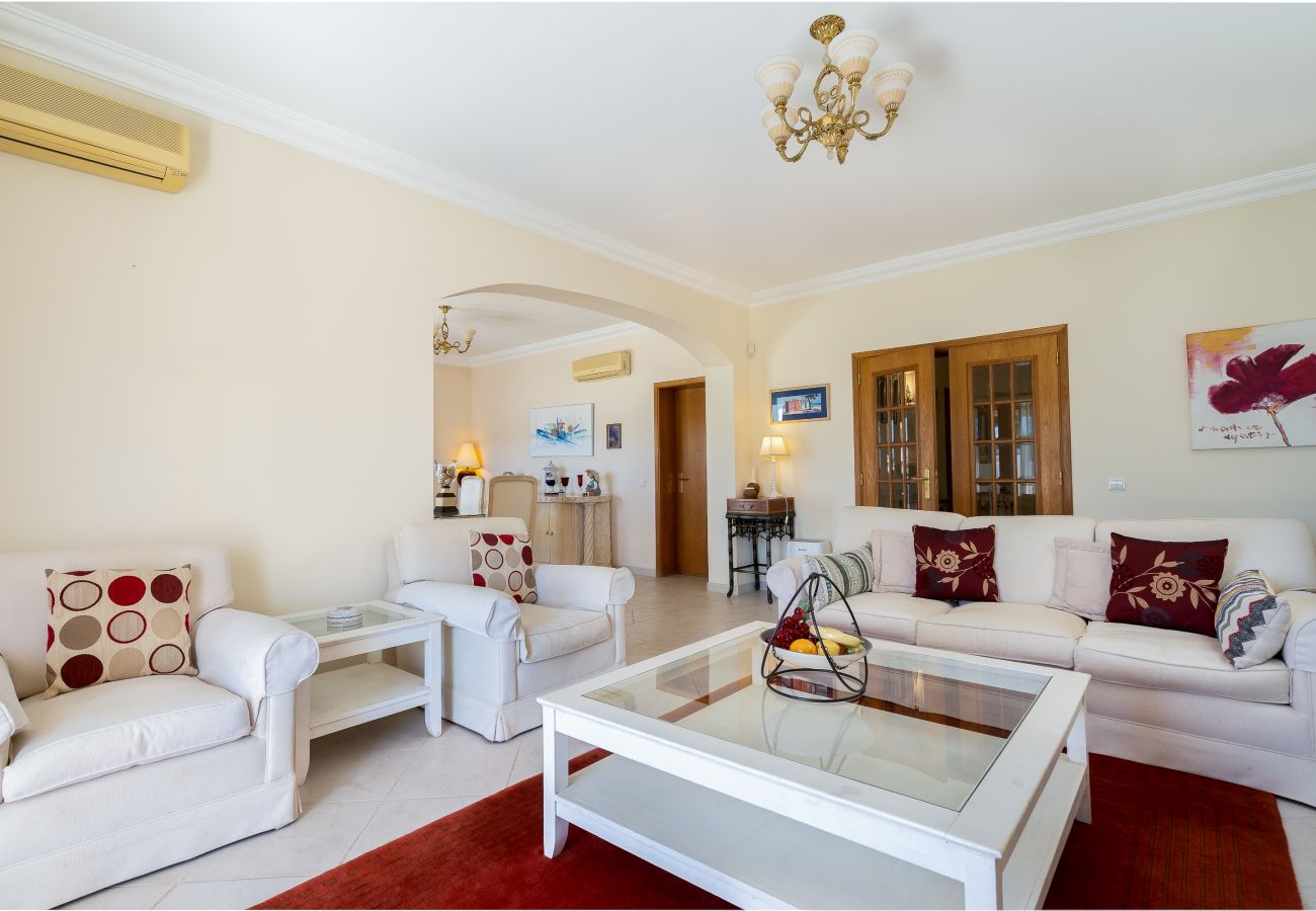 Villa em Vilamoura - Villa White Cottage by SAPvillas