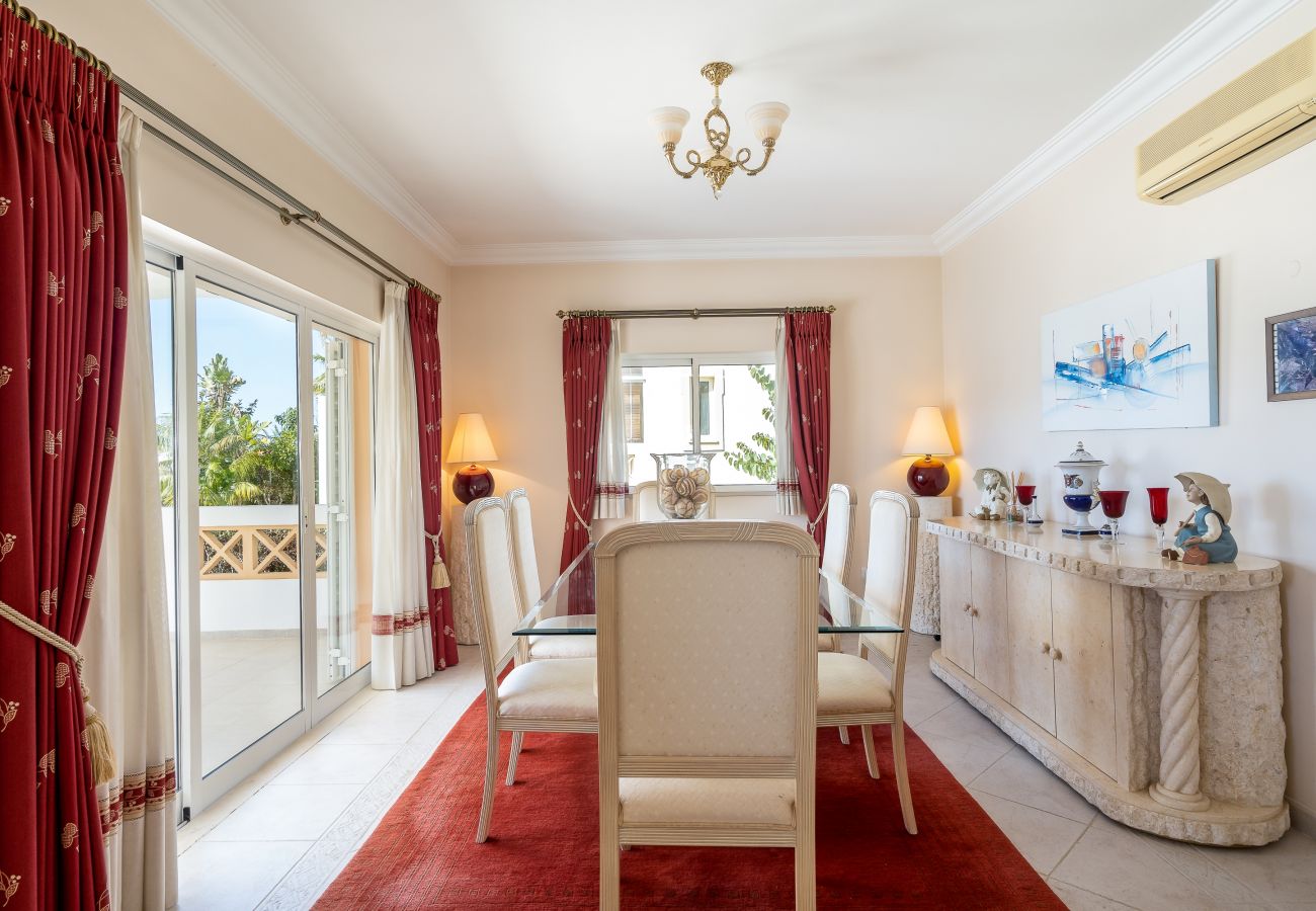 Villa em Vilamoura - Villa White Cottage by SAPvillas