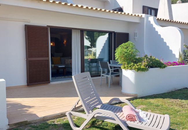  em Vilamoura - Vilamouratenis Duck by SAPvillas