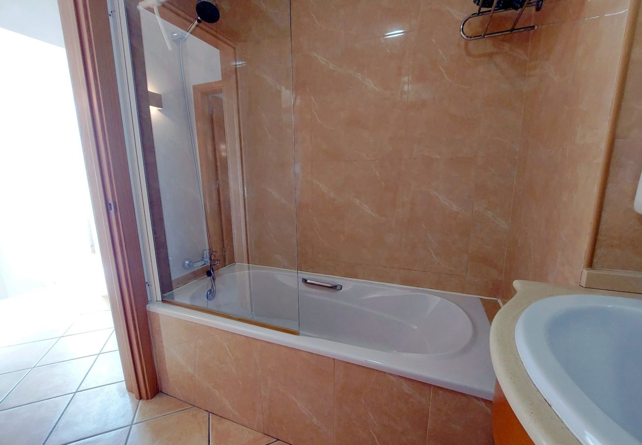 Casa geminada em Quarteira - Vilapeti by SAPvillas