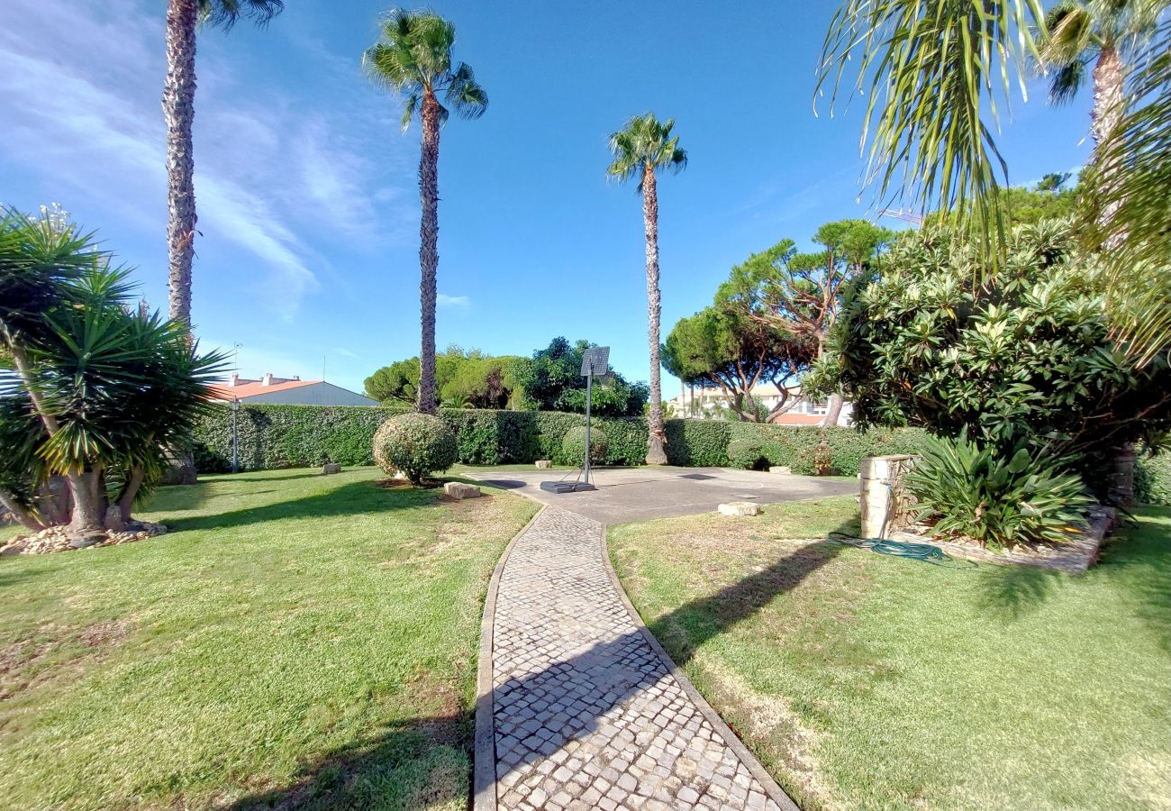 Casa geminada em Quarteira - Vilapeti by SAPvillas