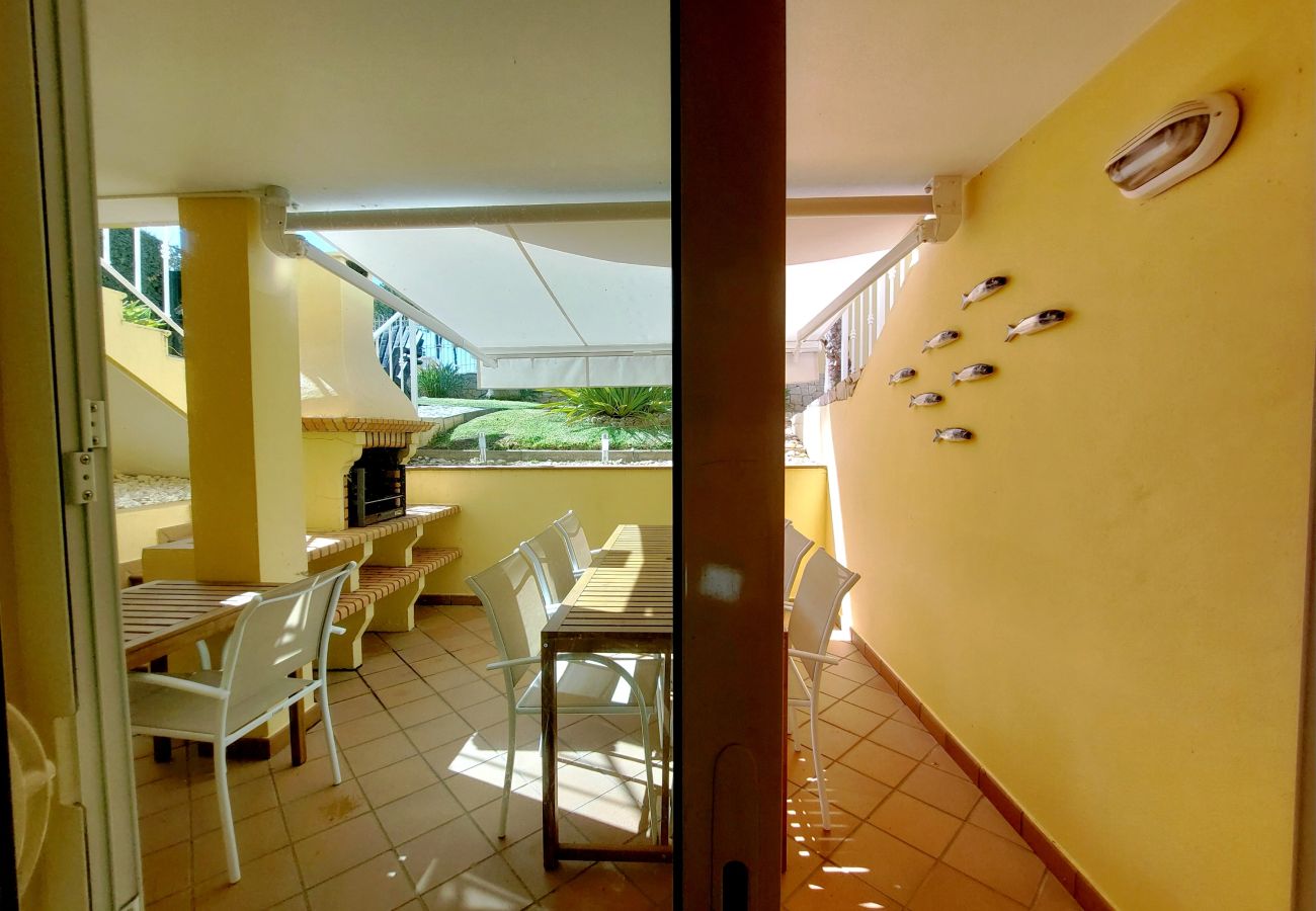 Casa geminada em Quarteira - Vilapeti by SAPvillas