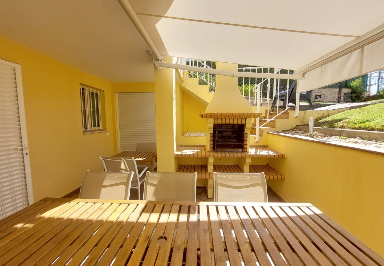 Casa geminada em Quarteira - Vilapeti by SAPvillas