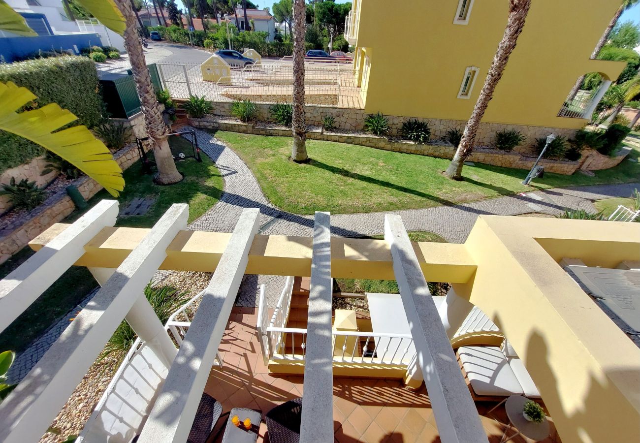 Casa geminada em Quarteira - Vilapeti by SAPvillas