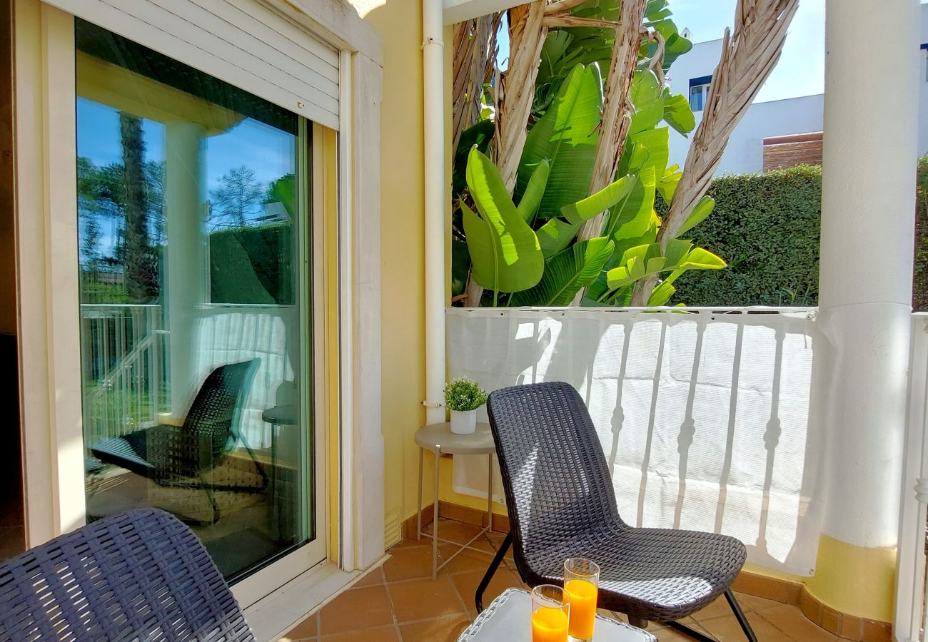 Casa geminada em Quarteira - Vilapeti by SAPvillas