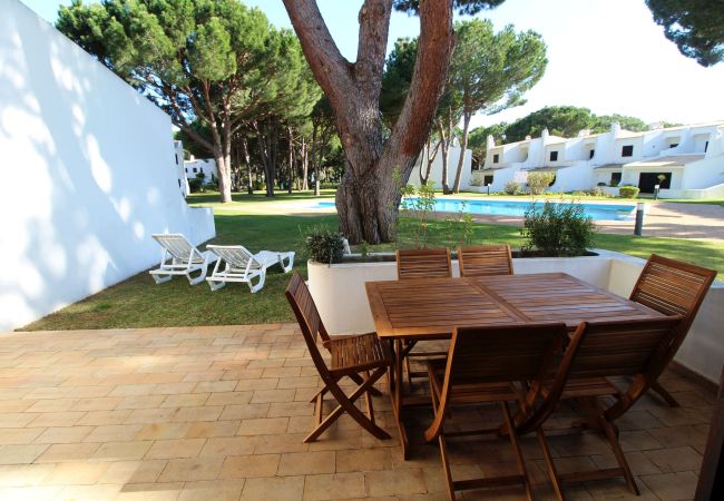 Terraced House in Vilamoura - Vilamouratenis Blue by SAPvillas