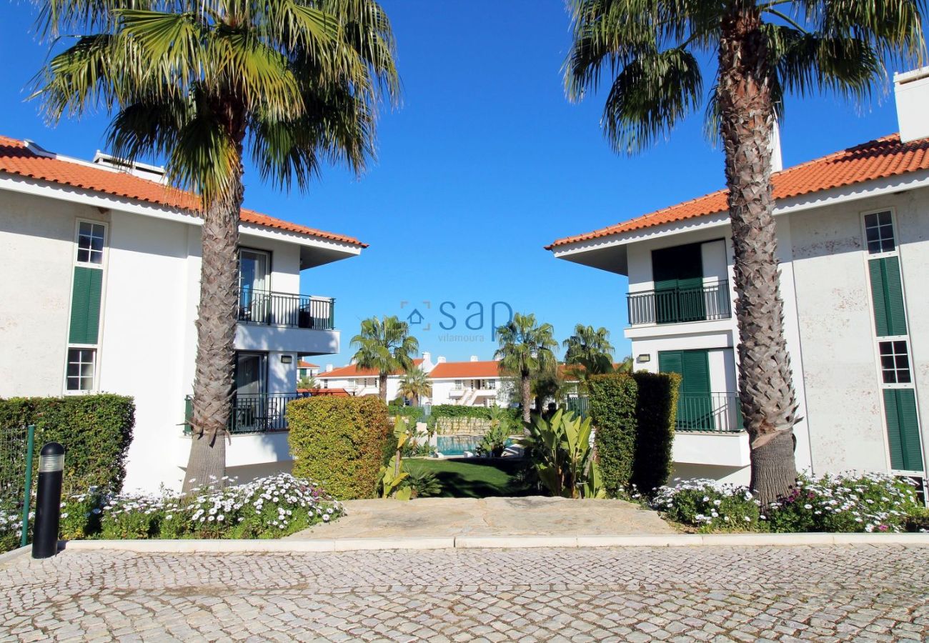 Apartment in Quarteira - 3-bedroom apartment for monthly rent in Vila Sol