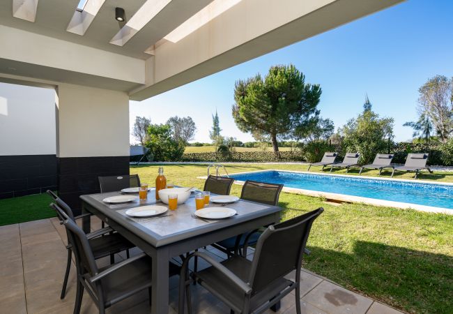 Villa in Vilamoura - Vitória 7th Hole by SAPvillas