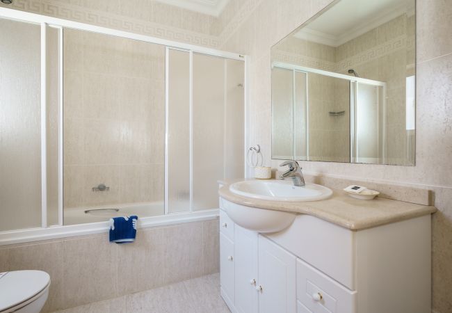 Villa in Vilamoura - Villa White Cottage by SAPvillas Villa in Vilamoura - Villa White Cottage by SAPvillas