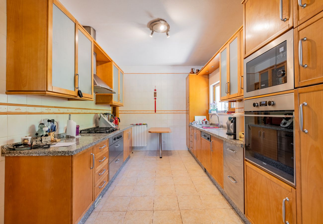 Villa/Dettached house in Santa Catarina Fonte Bispo - 4 bedroom villa with private pool - Corte do Peso (Stª Catarina Fonte do Bispo)