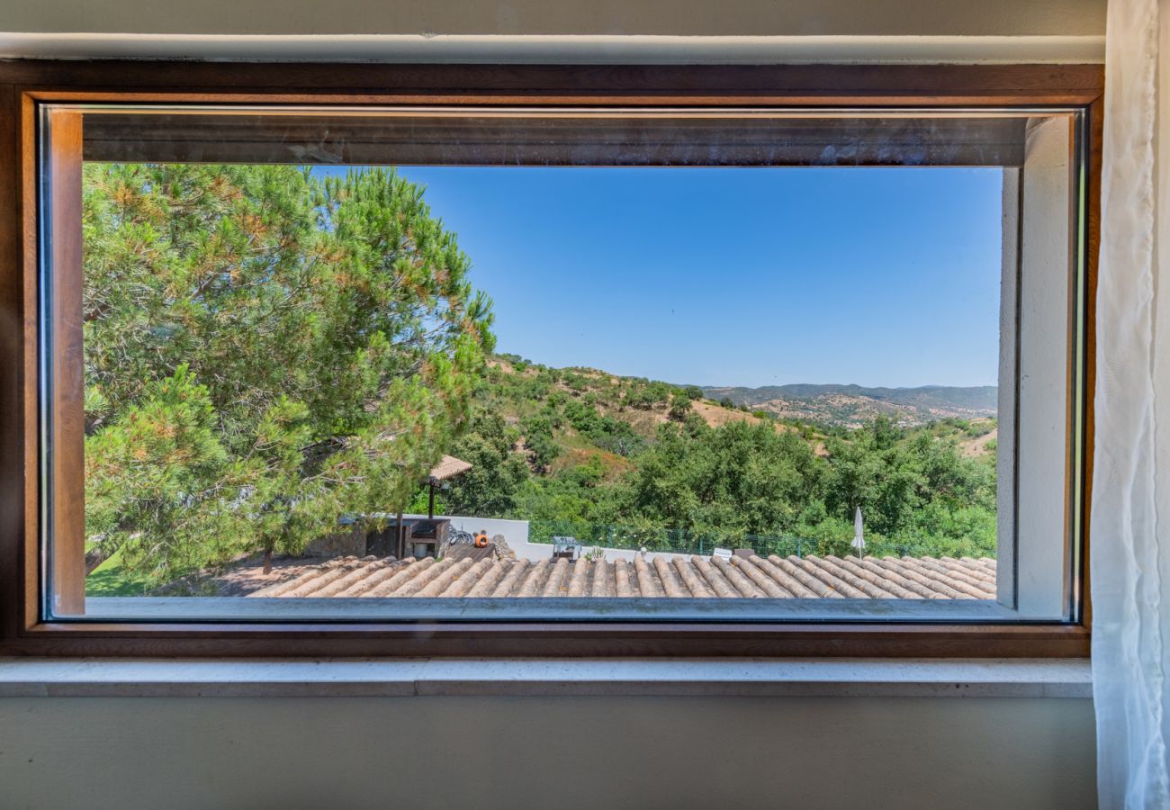 Villa/Dettached house in Santa Catarina Fonte Bispo - 4 bedroom villa with private pool - Corte do Peso (Stª Catarina Fonte do Bispo)