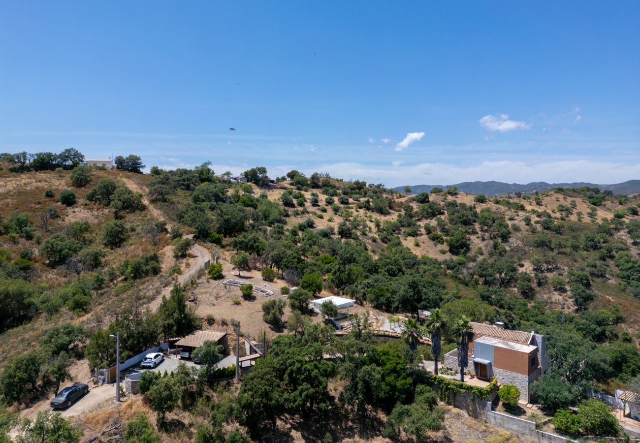 Villa/Dettached house in Santa Catarina Fonte Bispo - 4 bedroom villa with private pool - Corte do Peso (Stª Catarina Fonte do Bispo)