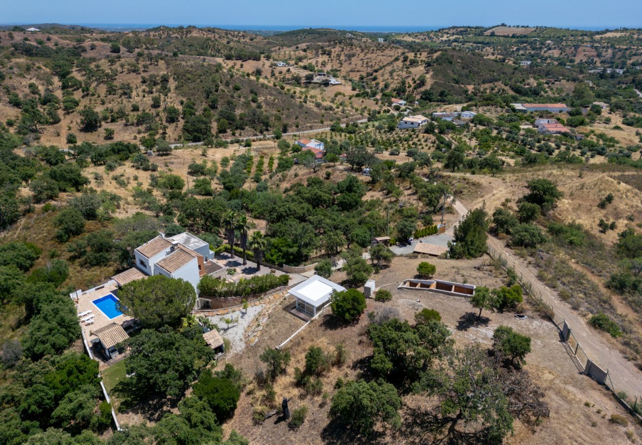 Villa/Dettached house in Santa Catarina Fonte Bispo - 4 bedroom villa with private pool - Corte do Peso (Stª Catarina Fonte do Bispo)