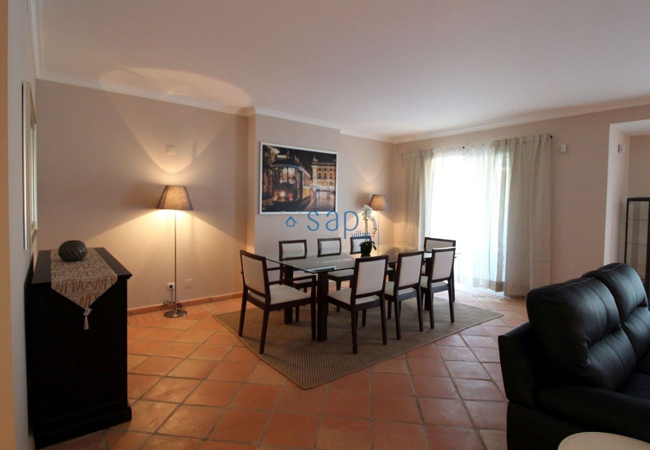Apartamento en Quarteira - Apartamento de 3 habitaciones en alquiler mensual en Vila Sol.