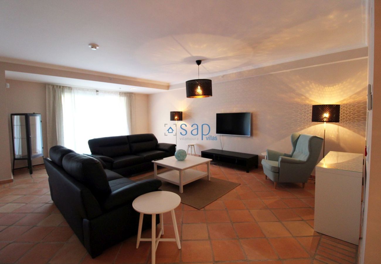 Apartamento en Quarteira - Apartamento de 3 habitaciones en alquiler mensual en Vila Sol.