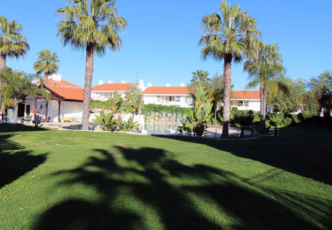 Apartamento en Quarteira - Apartamento de 3 habitaciones en alquiler mensual en Vila Sol.