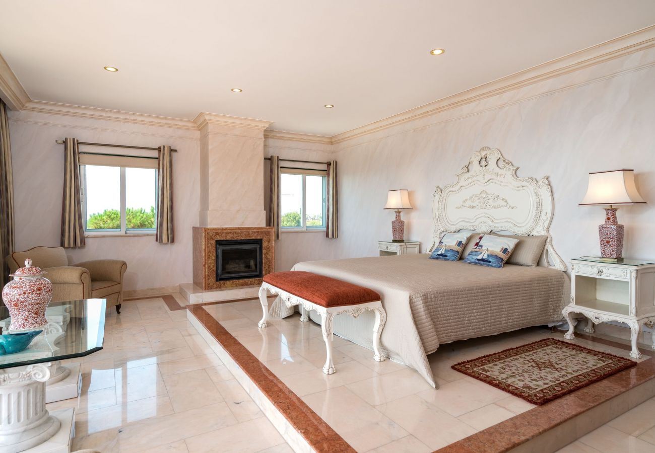 Villa en Ferragudo - Monte da Bela Vista by SAPvillas