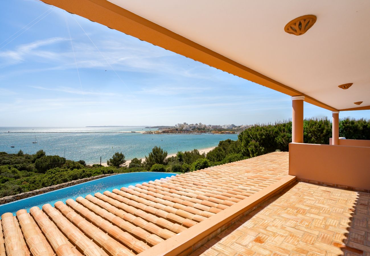 Villa en Ferragudo - Monte da Bela Vista by SAPvillas