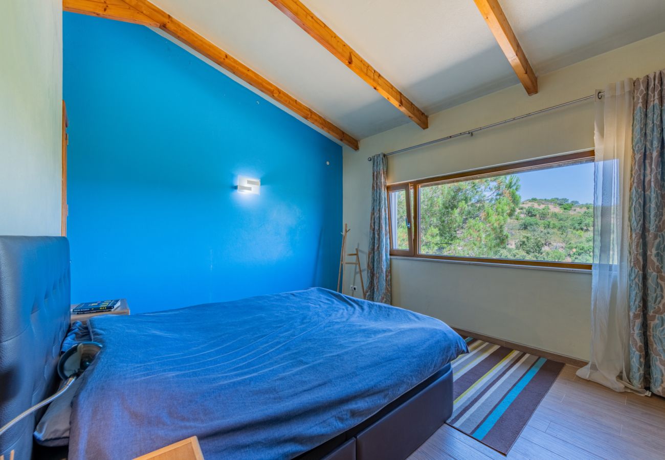Villa en Santa Catarina Fonte Bispo - Villa de 4 dormitorios con piscina privada - Corte do Peso (Stª Catarina Fonte do Bispo)