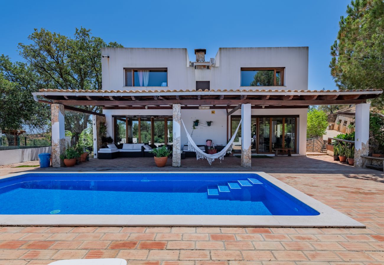 Villa en Santa Catarina Fonte Bispo - Villa de 4 dormitorios con piscina privada - Corte do Peso (Stª Catarina Fonte do Bispo)