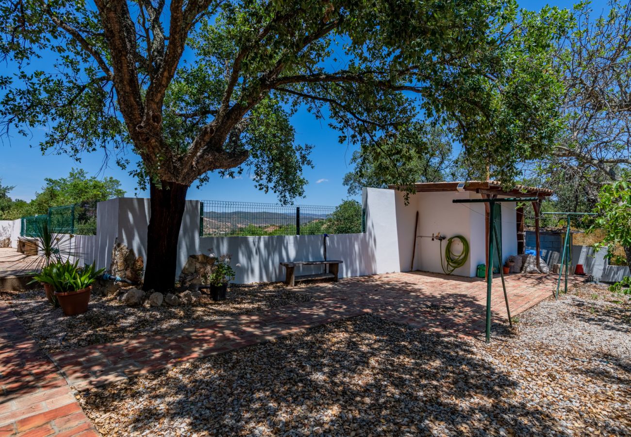 Villa en Santa Catarina Fonte Bispo - Villa de 4 dormitorios con piscina privada - Corte do Peso (Stª Catarina Fonte do Bispo)
