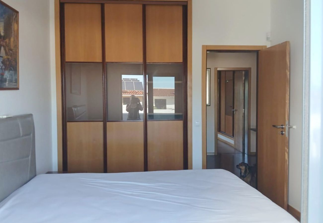 Casa adosada en Gambelas - V3+1 Gambelas en venta | Garaje y jardín