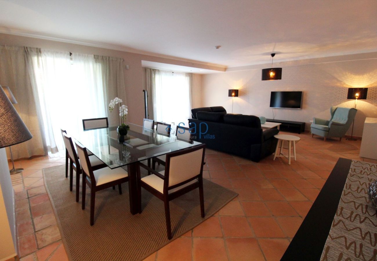 Appartement à Quarteira - Appartement 3 chambres à louer au mois à Vila Sol