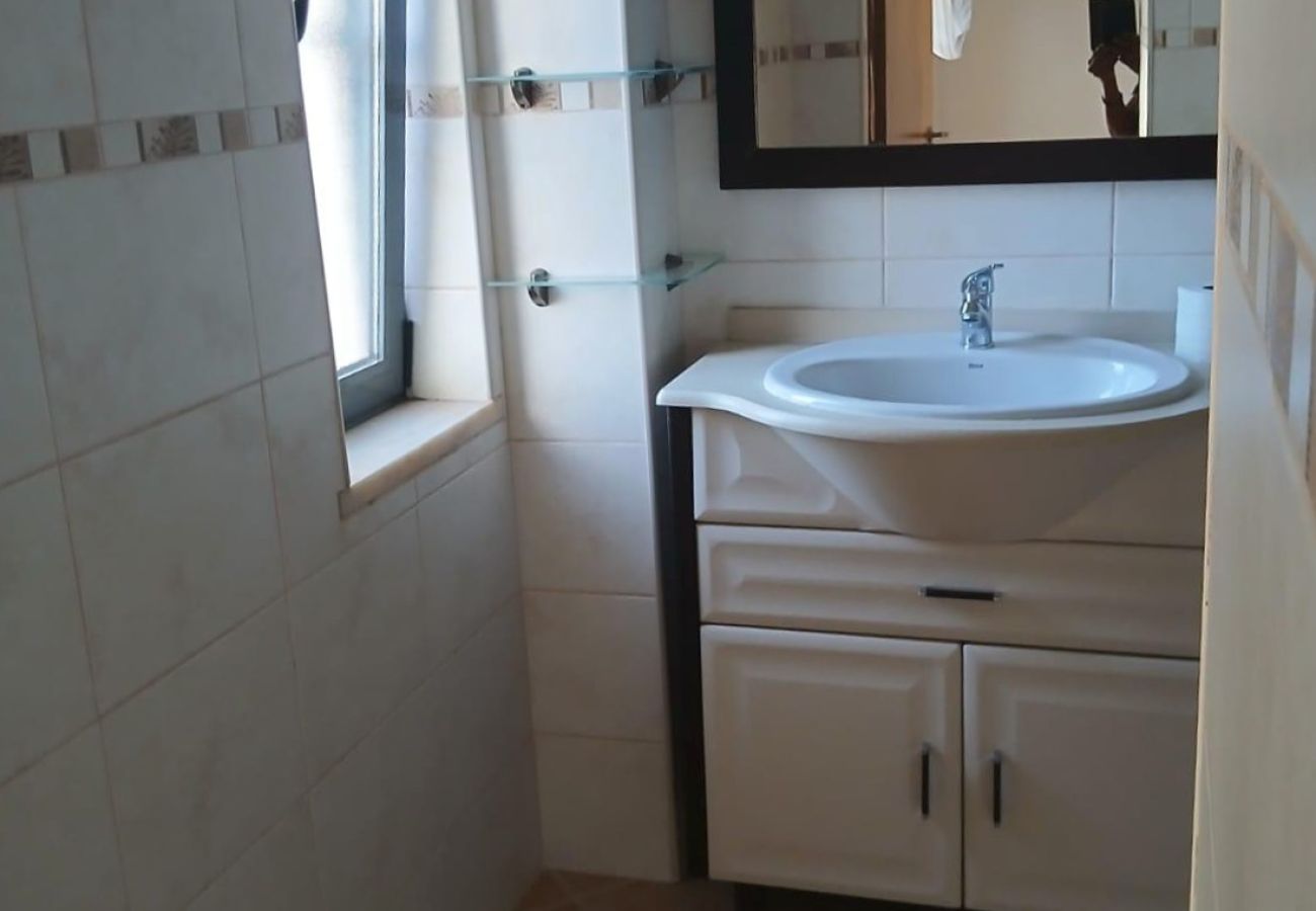 Maison mitoyenne à Gambelas - V3+1 Gambelas à vendre | Garage et jardin