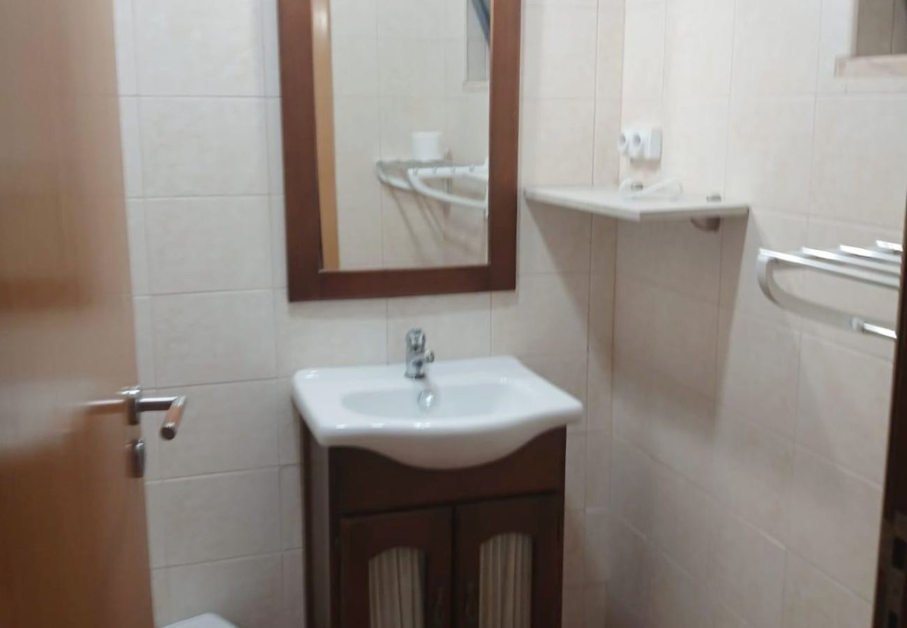 Maison mitoyenne à Gambelas - V3+1 Gambelas à vendre | Garage et jardin